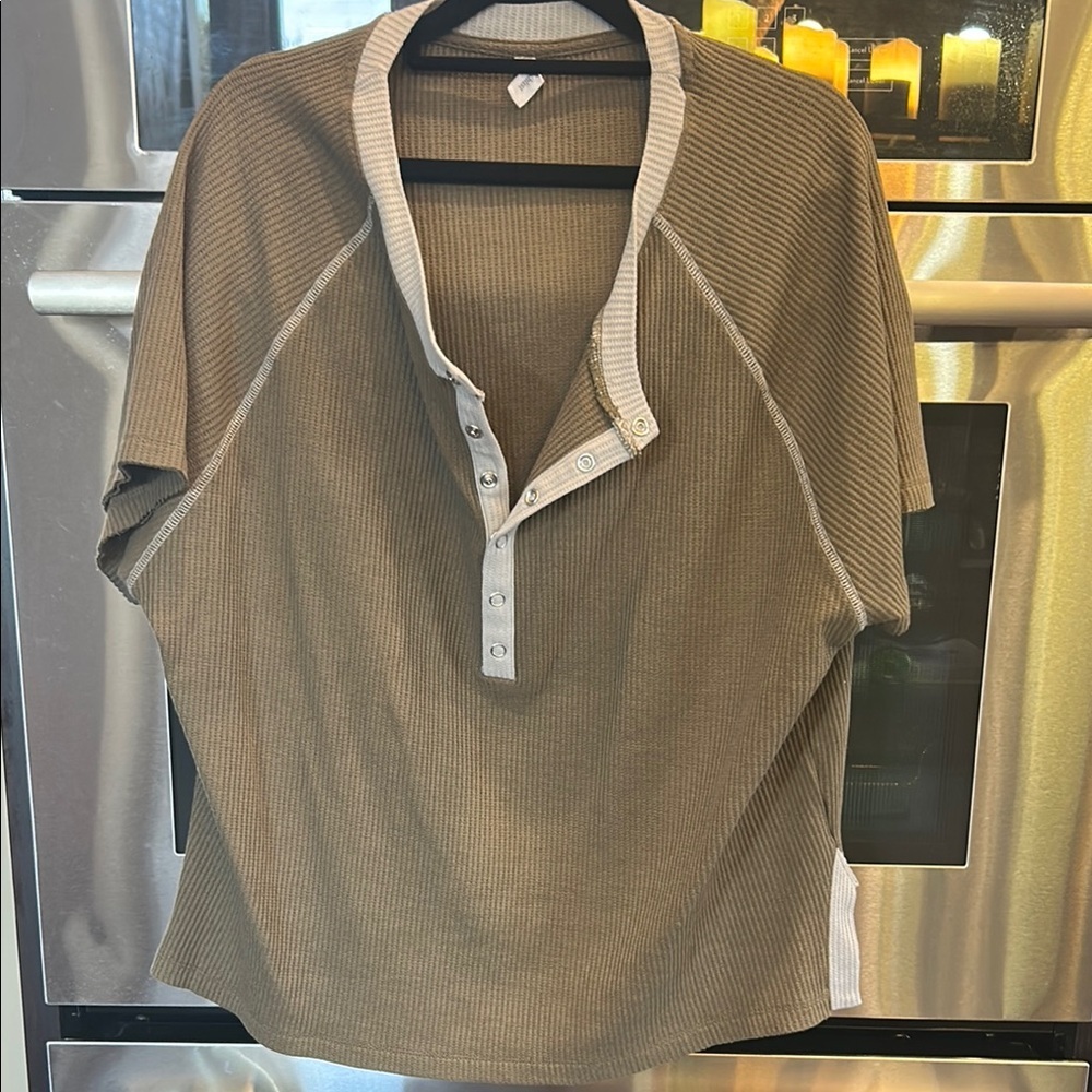 Ribbed Button-Up Blouse - Olive and Cream